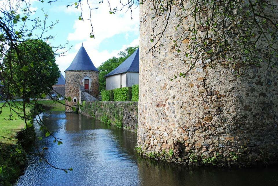 Logis De La Helberdiere Cosse-en-Champagne Экстерьер фото