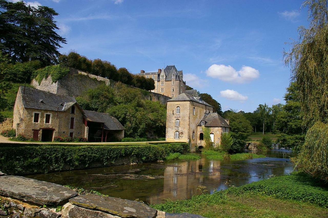 Logis De La Helberdiere Cosse-en-Champagne Экстерьер фото